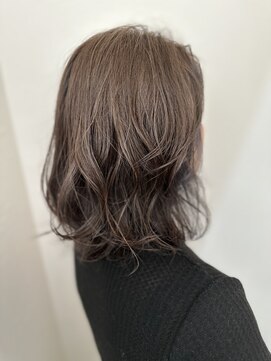 イースタイル 元町店(e-style) 斜めハイライト×外ゆる巻き