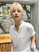 くびれハイトーンショート