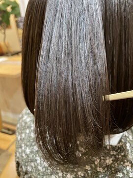 ヘアーオーパス ミディアムボブ