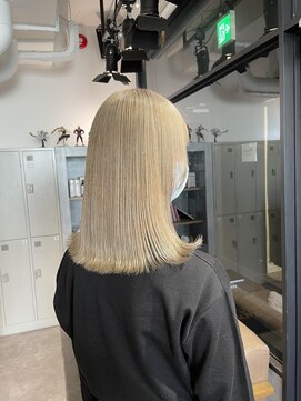 エイト 池袋店(EIGHT ikebukuro) 【EIGHT ikebukuro】ホワイトブロンドカラー