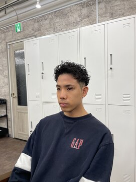 リファイン バイ アフィナー 本厚木店(Refine by Afinar) 【本厚木/本厚木駅】ピンパーマショート