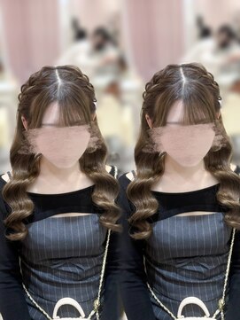 アリエス 新宿駅前東口店(Aries) サイド編み込み