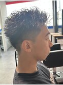 スパイキーショートダウンパーマ黒髪韓国マッシュツーブロック