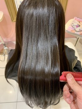 ヌーム 塚本店(NOOM)の写真/厳選トリートメントを使用し、一人一人の髪質に合わせた髪に優しい施術が人気♪髪質改善のプロにおまかせ◎