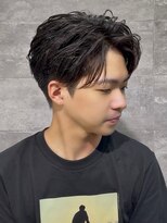 アノ(Ano.)&nbsp;大分ニュアンスパーマセンターパートフェザーパーマ毛流れパーマ