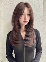 ユーフォリア 銀座(Euphoria)&nbsp;暗めカラー／レイヤーカット/顔まわり／韓国/銀座/前髪