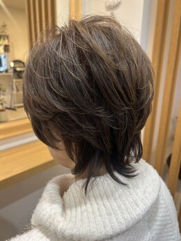 Hair Salon LoLo【ロロ】の写真/【朝の時短を叶える】ハサミの入れ方にこだわった傷まないカット。再現性の高さで理想の形がずっと続く―。