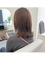 イル 天神西通り店(ill)&nbsp;20代30代ボブ/ミディアムレイヤー／グレージュ/透明感/天神/大名
