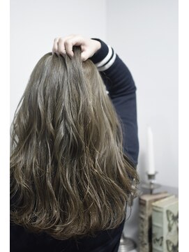 ミエルヘアービジュー(miel hair bijoux) 【miel hair bijoux】スポンテニアス×グレージュカラー