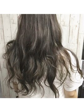 ジーキャトル(G-quatre) トパーズ