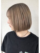 バベル(BABEL Hair Design) 【BABEL】ミニボブ＿ハイトーンカラーベージュ系カラー