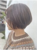 ショートボブ
