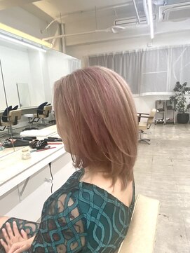 ニュート(Neut ) ハイトーン/ミルクティーべージュ/ピンクハイライト/レイヤー