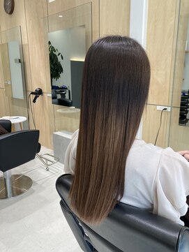 ラディウス ヘアー(Radius hair) ストレートロング