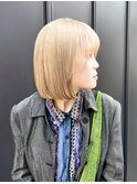ミニボブ/切りっぱなしボブハイトーン/
