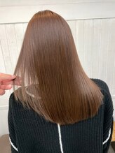 リンゴ幹細胞トリートメント｜うねり・広がりを抑えてツヤ感UP！ロング・ハイダメージ毛に［烏丸/河原町］