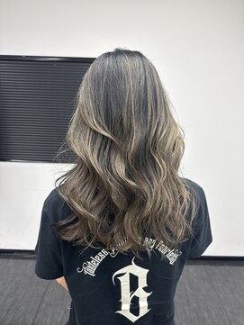 ラウレア(LAULEA) バレイヤージュカラー