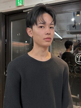 センターパートニュアンスパーマ曲がる縮毛矯正