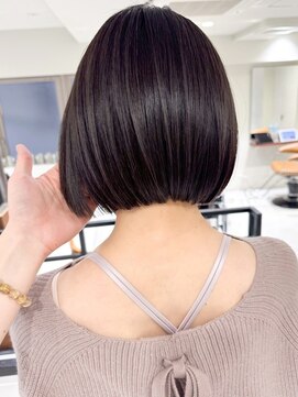 アマレット(Amaretto) 【脱白髪染め！ハイライト×美フォルムな大人ボブ】