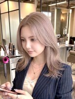 ルーア(Lua)&nbsp;ハイライト、ブリーチ、ダブルカラー、インナーカラー、エクステ