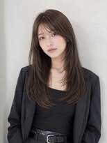 ワゴンバイアフロート(Wagon by afloat)&nbsp;ロングレイヤー×ハッシュカット/ダークグレージュ20代30代池袋