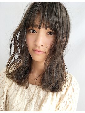 チェルシー 表参道 学生限定 切りっぱなしじゃないから「パーマでハネる」はNG