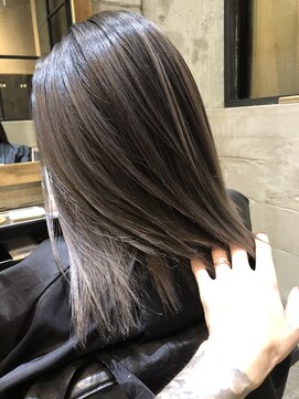 メリー(merry craftsman's factory) バレイヤージュグレージュ♪Tatsuya