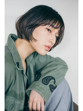 ピズム(PISM) 前上がりラウンドクールショートボブ/ダークアッシュ