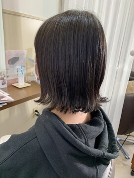 コアフィールフィス(COIFFURE fils) 《見附　今町》簡単セット☆切りっぱなしボブ