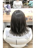 グレーアッシュ