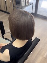 ヴィフ 大船(VIF)&nbsp;前髪マチルダボブピンクベージュインナーグレージュウルフ大船駅