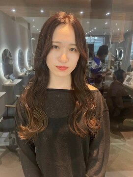 ジーナ セントラル銀座(Zina) 艶カラー*センターパート*ショコラブラウン【ZinaCENTRAL】