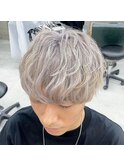ホワイトカラー×メンズマッシュショート
