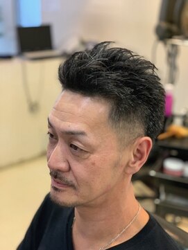 ジジ(ZiZi) 刈り上げショート