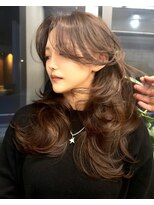 ヌエン 渋谷(NU/EN)&nbsp;重め海外ガールレイヤーカット/バタフライカット/ハッシュカット