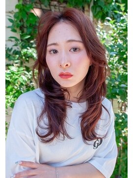 フェティッシュ(fetish) ロングレイヤー巻き髪風パーマ