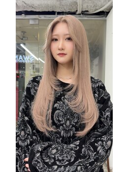 スワン サッポロ(SWAN sapporo)の写真/【手触り質感抜群☆】自社開発SWANシールエクステ導入！今までとは格段に違う指通りでサラ艶ロングhairに