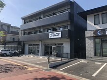 プレイス バイ ギフトグループ(Place  by gift group)の雰囲気（駐車場６台★女性でも止めやすい広さ。光の森ゆめタウン徒歩１分）