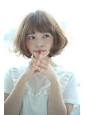 小顔ゆるふわショートボブ