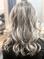 ヴィヴ(VIVE)&nbsp;ホワイトシルバーバレ