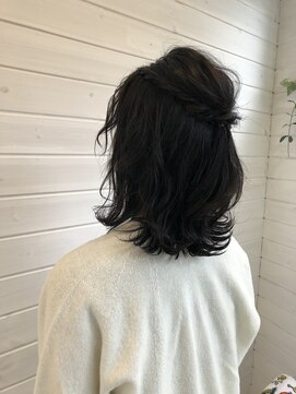 バース ヘアデザイン(Birth hair design) ハーフアップ