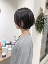 ソラ(sola)&nbsp;耳にかけても可愛いグラデーションボブ