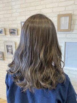 アイコニック 日進梅森台店(ICONIQ) オリーブグレー