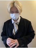 《RYUSEI》メンズハイトーン抜きっぱなしブリーチセンターパート