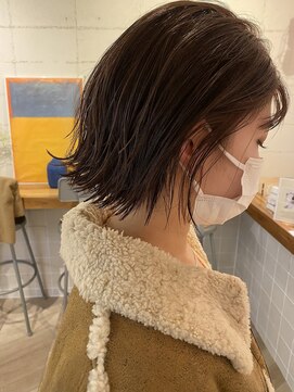 エル(EL by green) (akiko)ココアブラウン×外ハネスタイル