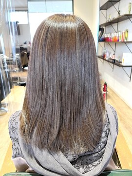 サラ(sarah) グレージュ/ハイライトカラー