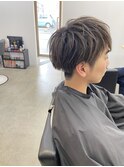 ブリーチを活かしてハイライトを入れてあげてバレイヤージュに