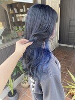 ルフュージュ(hair atelier le refuge) earringcolor blue / miyu