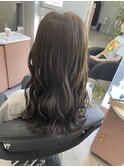 オリーブグレージュ/グレージュ/赤み消しカラー/レイヤーカット