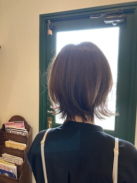 ボウベルズ ヘア アンド メイクアップ ドレッシング Bowbells hair&make up dressing フリックボブ